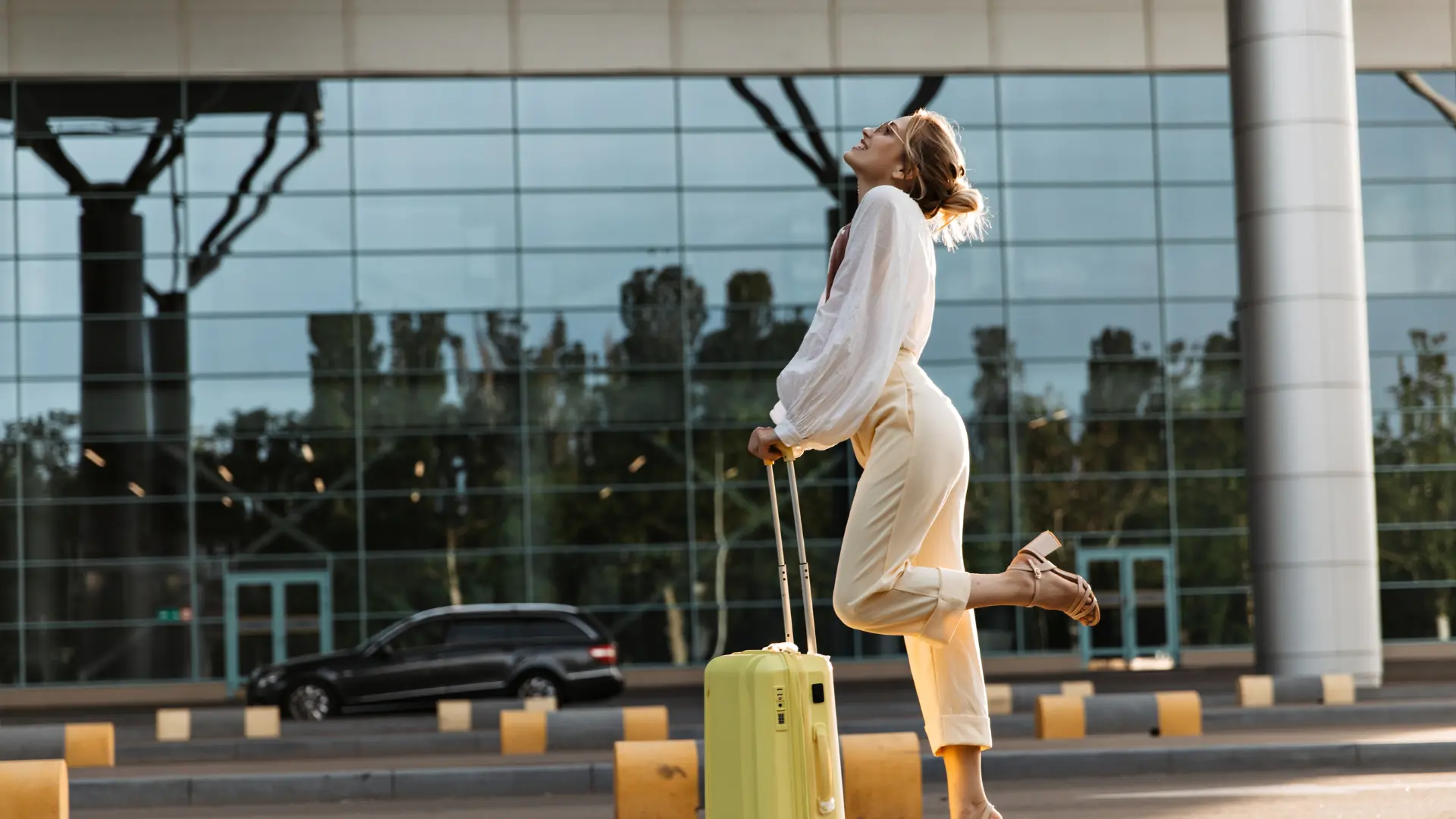 Flughafentaxi Wien – Fixpreis ab €36 | 24/7 Buchbar | Mein Flughafentaxi